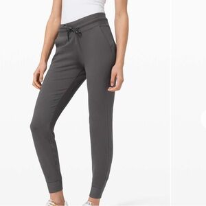 Lululemon Women's Gray Jogger Pants